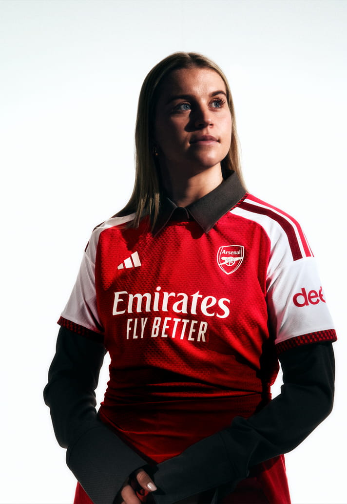 Arsenal 2026/27 Home Jersey: 20 Years at Emirates Stadium